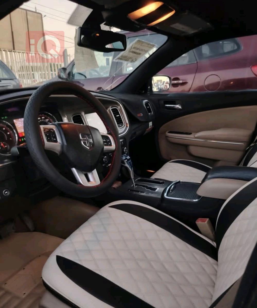 دودج تشارجر